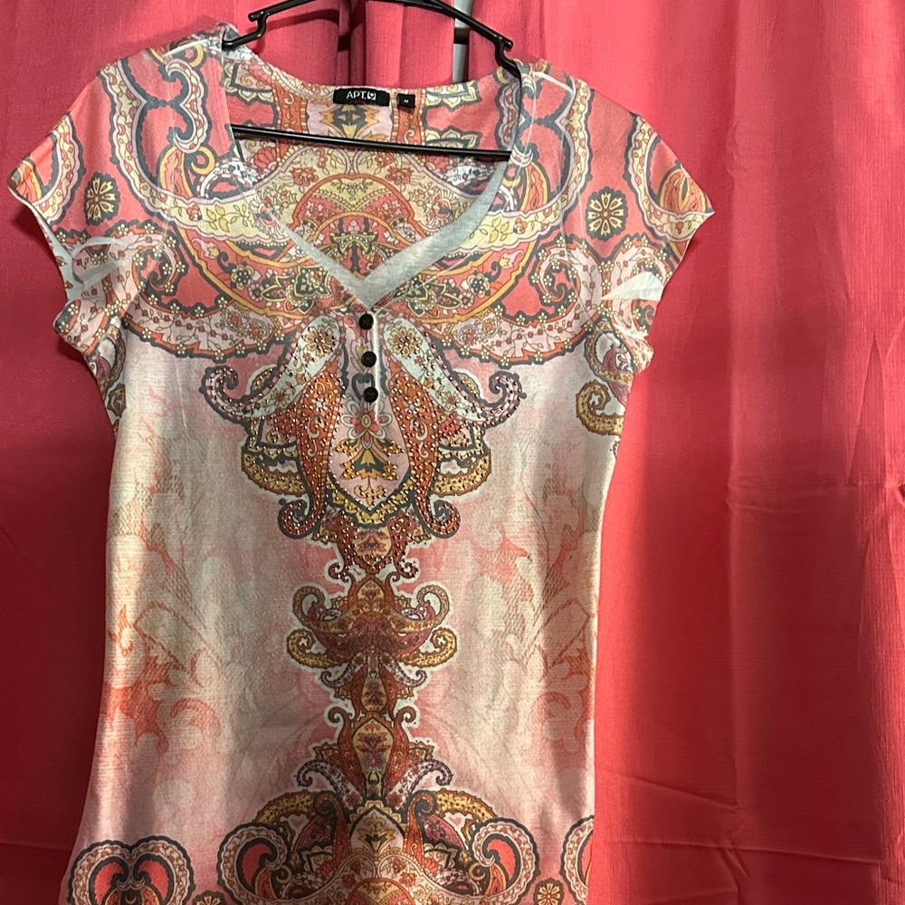 Apt. 9 Women's Blouse - Pink and Orange Paisley